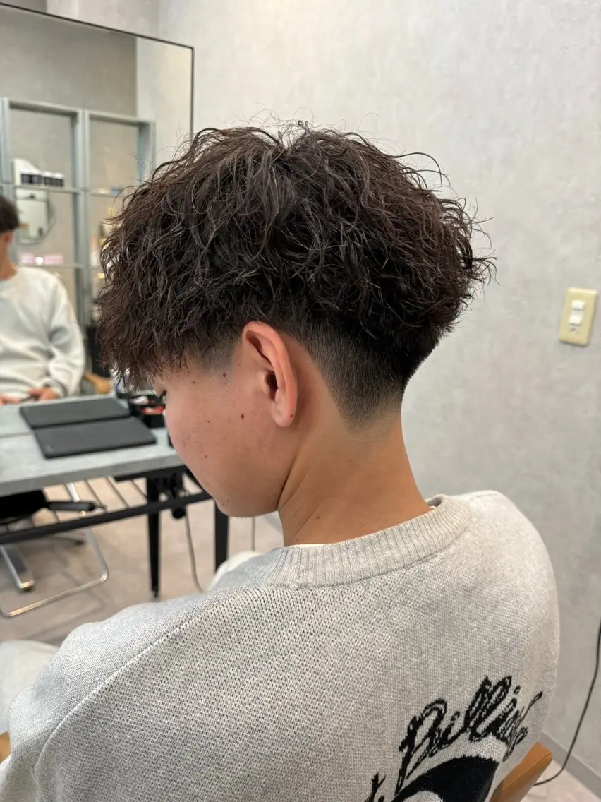 ミディアム パーマ メンズ フェードカット カット パーマ メンズパーマ職人/ 天神/tatsukiのヘアスタイル