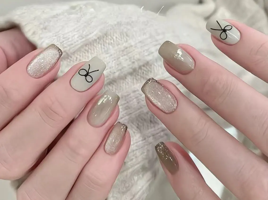 ネイル ハンドネイル Freya トウのネイルデザイン