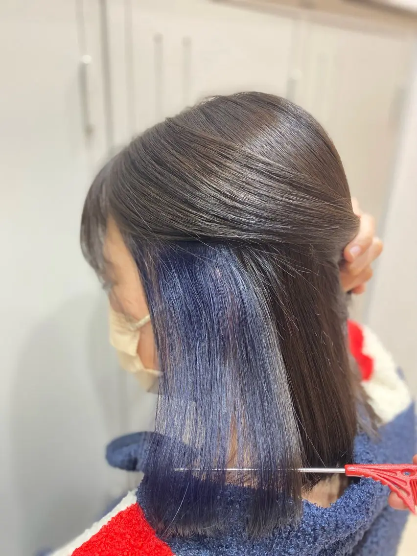 セミロング カラー アディクシーカラー 黒髪 ブリーチ ブルーカラー ブルーブラック エクステ/髪質改善 🖤RYUSEI🖤のヘアスタイル