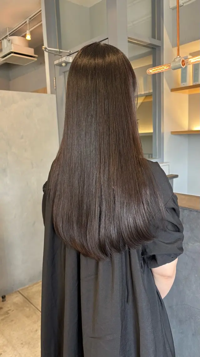 ロング カット トリートメント 夜久 来実のヘアスタイル