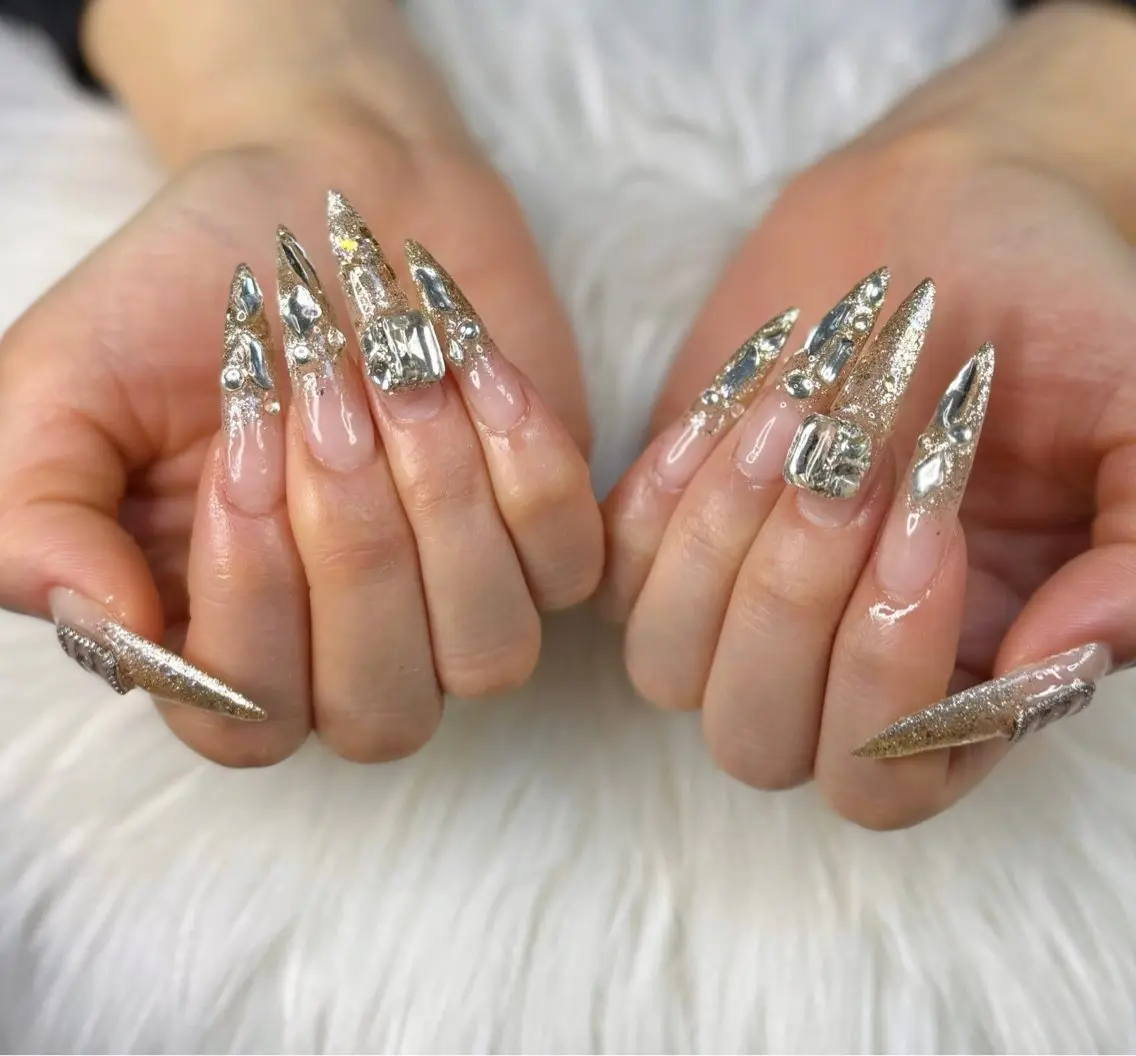 ネイル チークネイル フットネイル フレンチネイル グラデーション 韓国ネイル YUKI NAILのネイルデザイン