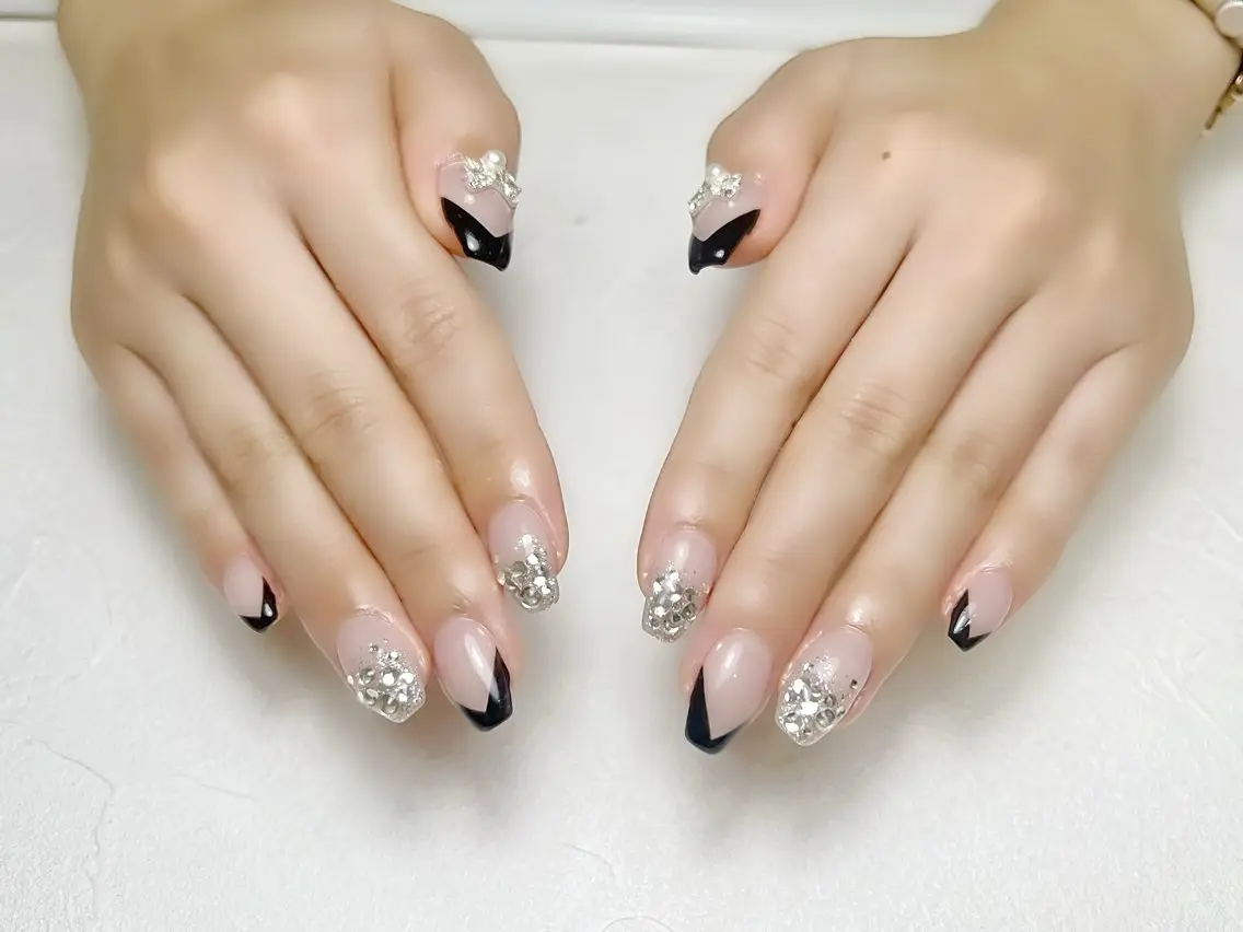 ネイル フレンチネイル グラデーション キラキラネイル ラメ(グリッター) ラメグラデーション rouse nail RISATOのネイルデザイン