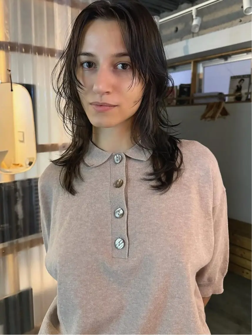 ミディアム 顔まわりレイヤー 顔周りカット ハイライト レイヤーカット 似合わせカット カット ヘアカラー トリートメント PARKiiiNG 大阪心斎橋/ブリーチのヘアスタイル