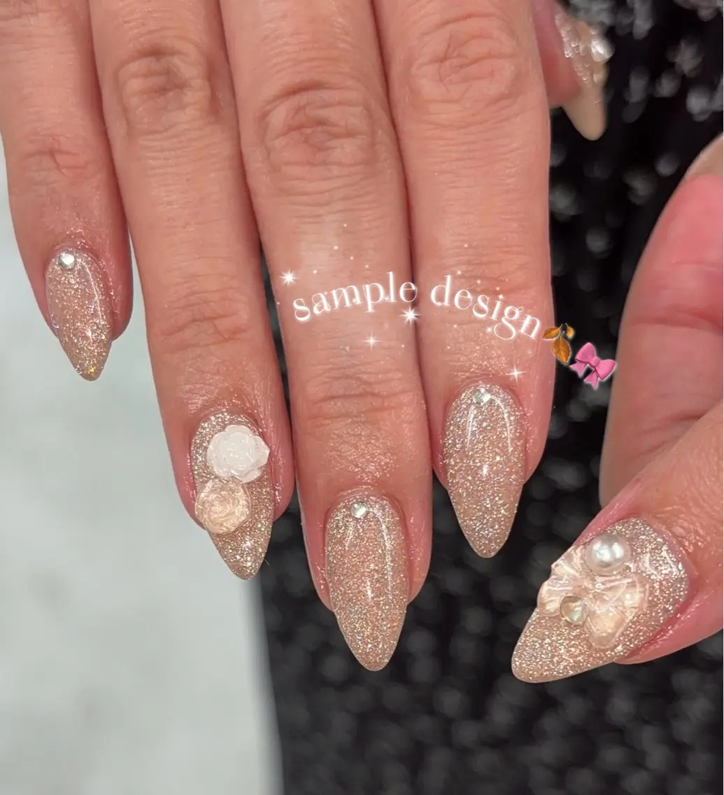 ネイル ハンドネイル ViViA momokaのネイルデザイン