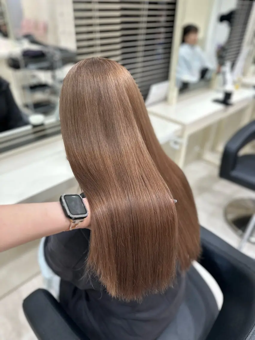 【🤍🌹人気No.3🌹🤍】🫧ケアブリーチ込みダブルカラー+髪質改善トリートメント🫧🤍の写真