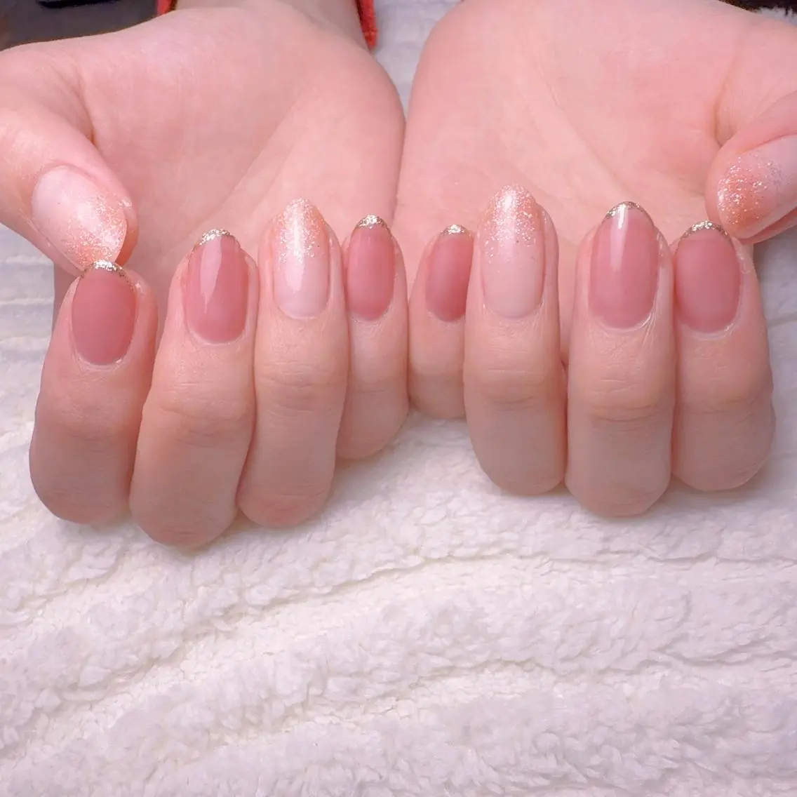 ネイル キラキラネイル 韓国ネイル オフィスネイル For U nail スカルプ専門店のネイルデザイン