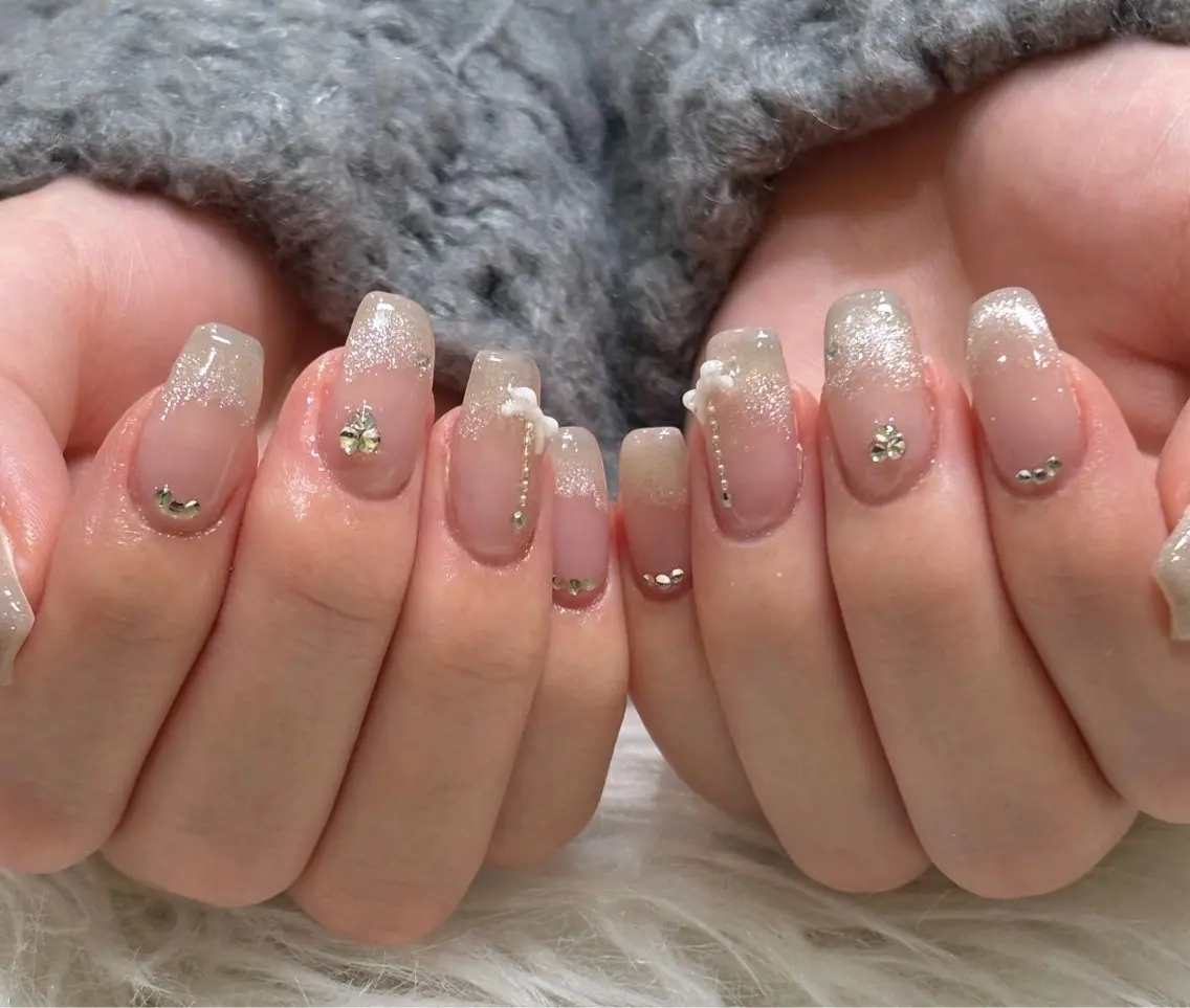 ネイル shiori .のネイルデザイン