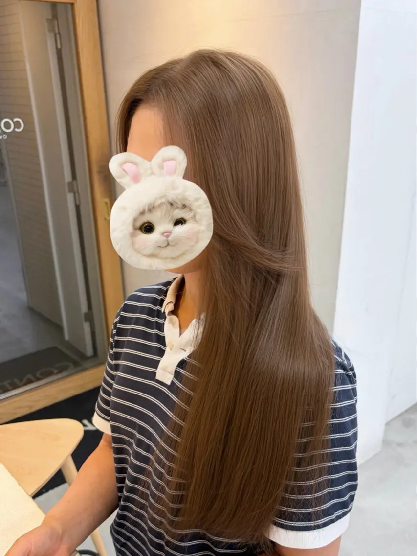 ロング カラー ヘアカラー トリートメント ヘアセット 透け感ベージュ🤎 韓国ヘアtakutoのヘアスタイル