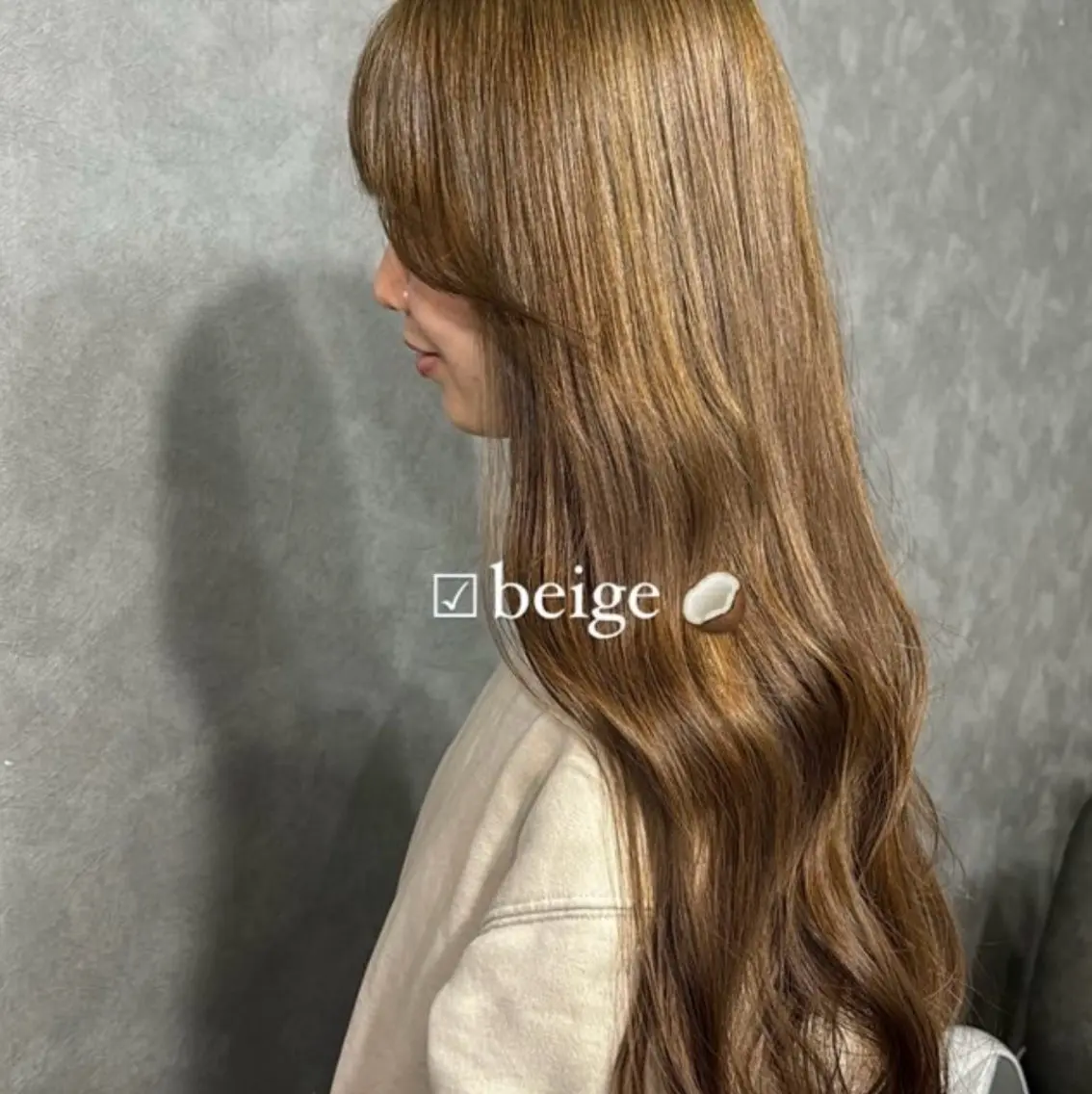 ロング カラー ベージュカラー カット ヘアカラー トリートメント chouette/ 根本優希のヘアスタイル