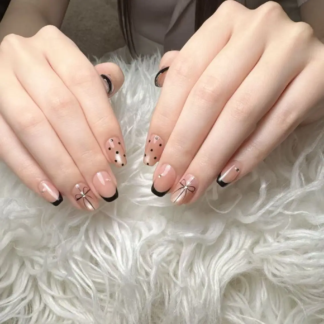 ネイル ENsalon AKIRAのネイルデザイン