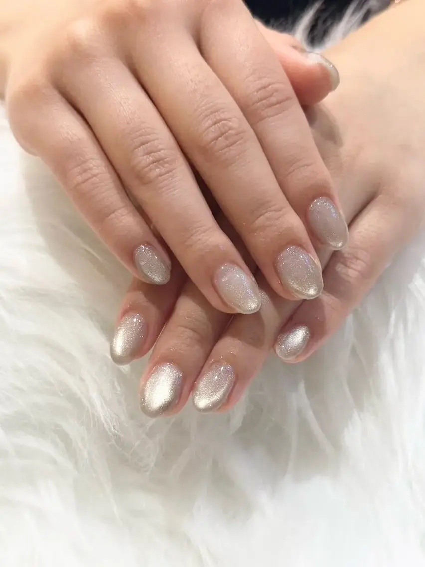 ネイル フットネイル ジェルネイル グラデーション 韓国ネイル マグネットネイル フットネイル Chill&Eye AYAKAのネイルデザイン