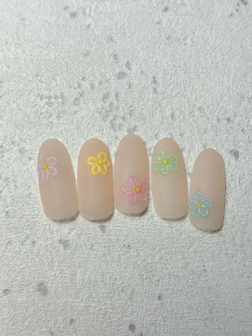 ネイル ハンドネイル 🦋🤍 madoka🤍のネイルデザイン