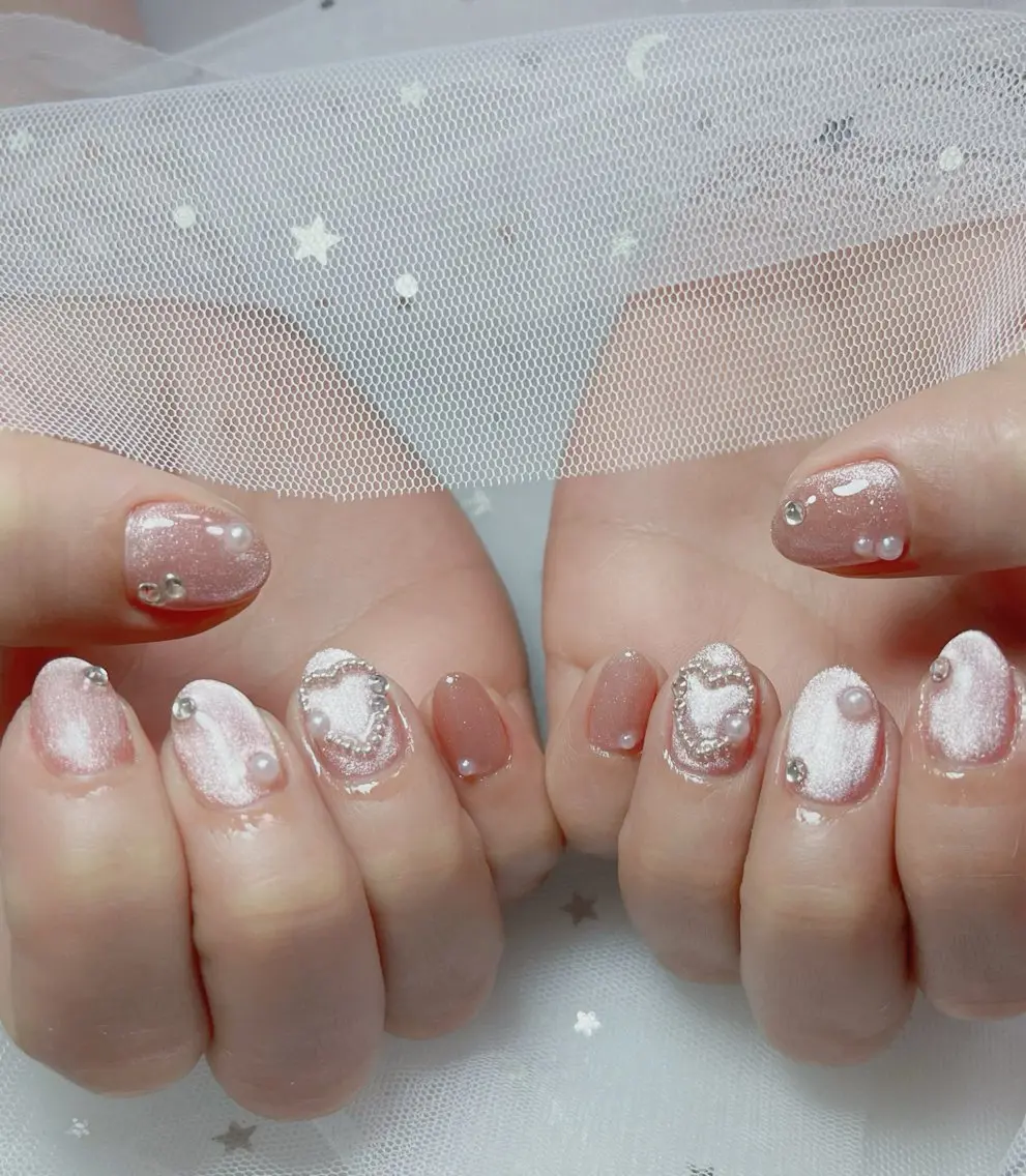 ネイル オーロラネイル 長さ出し フットネイル 韓国ネイル ラメ(グリッター) ハンドネイル 👍thumbs up nail👍のネイルデザイン
