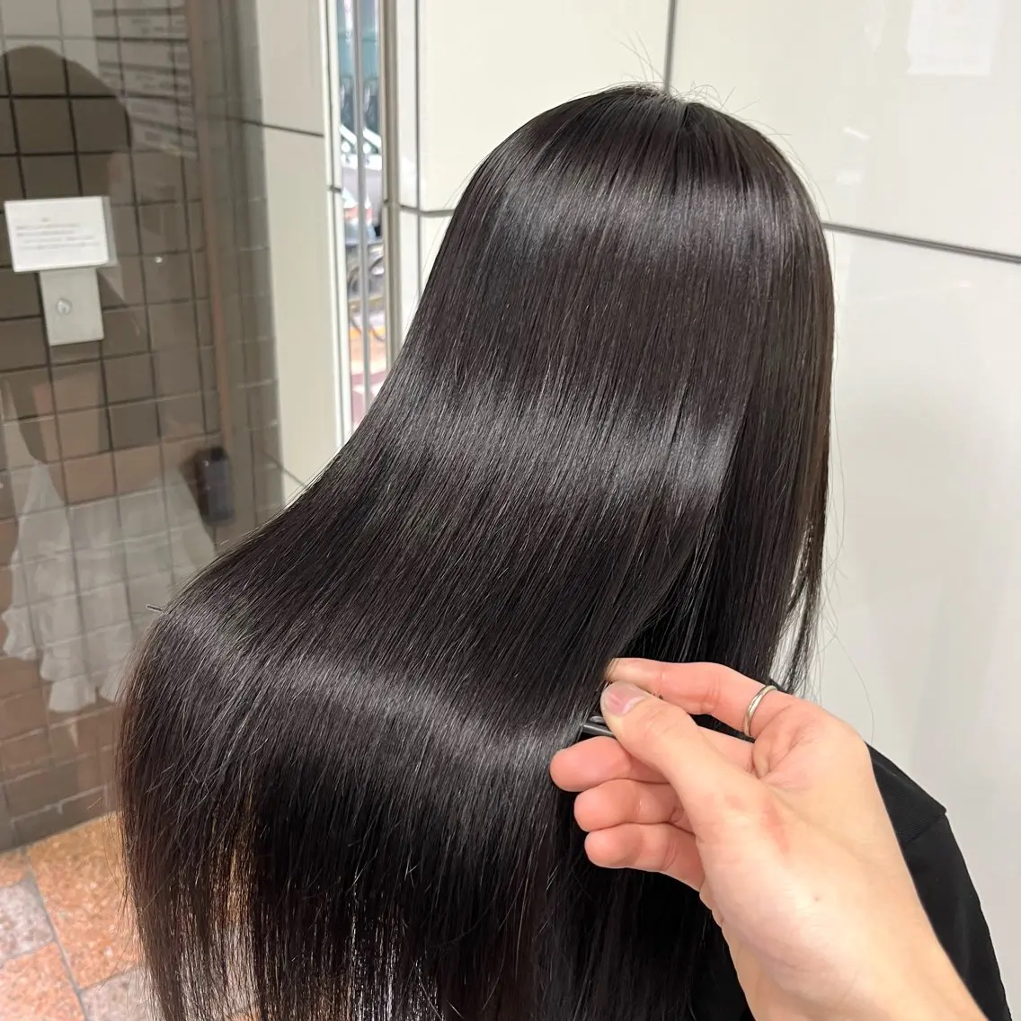 ロング カット 縮毛矯正 トリートメント 石原 悠貴のヘアスタイル