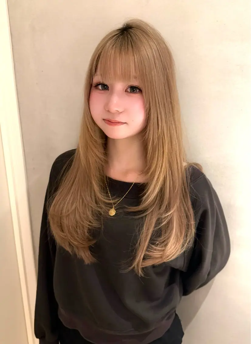 セミロング カラー ヘアカラー ハイトーン特化 /縮毛矯正/あかりのヘアスタイル