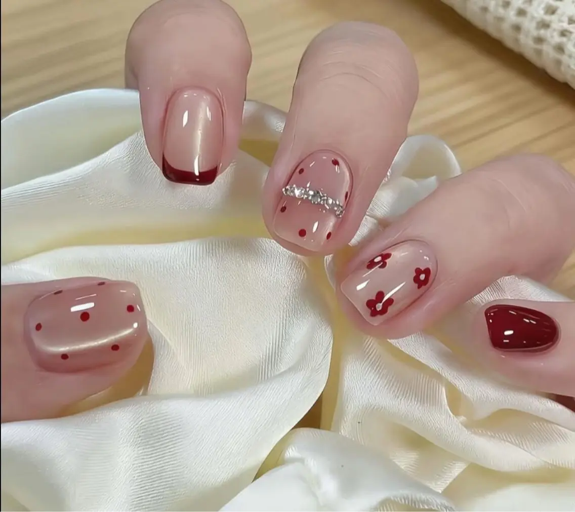 ネイル ハンドネイル 🎀PG🩵 ネイルサロンのネイルデザイン