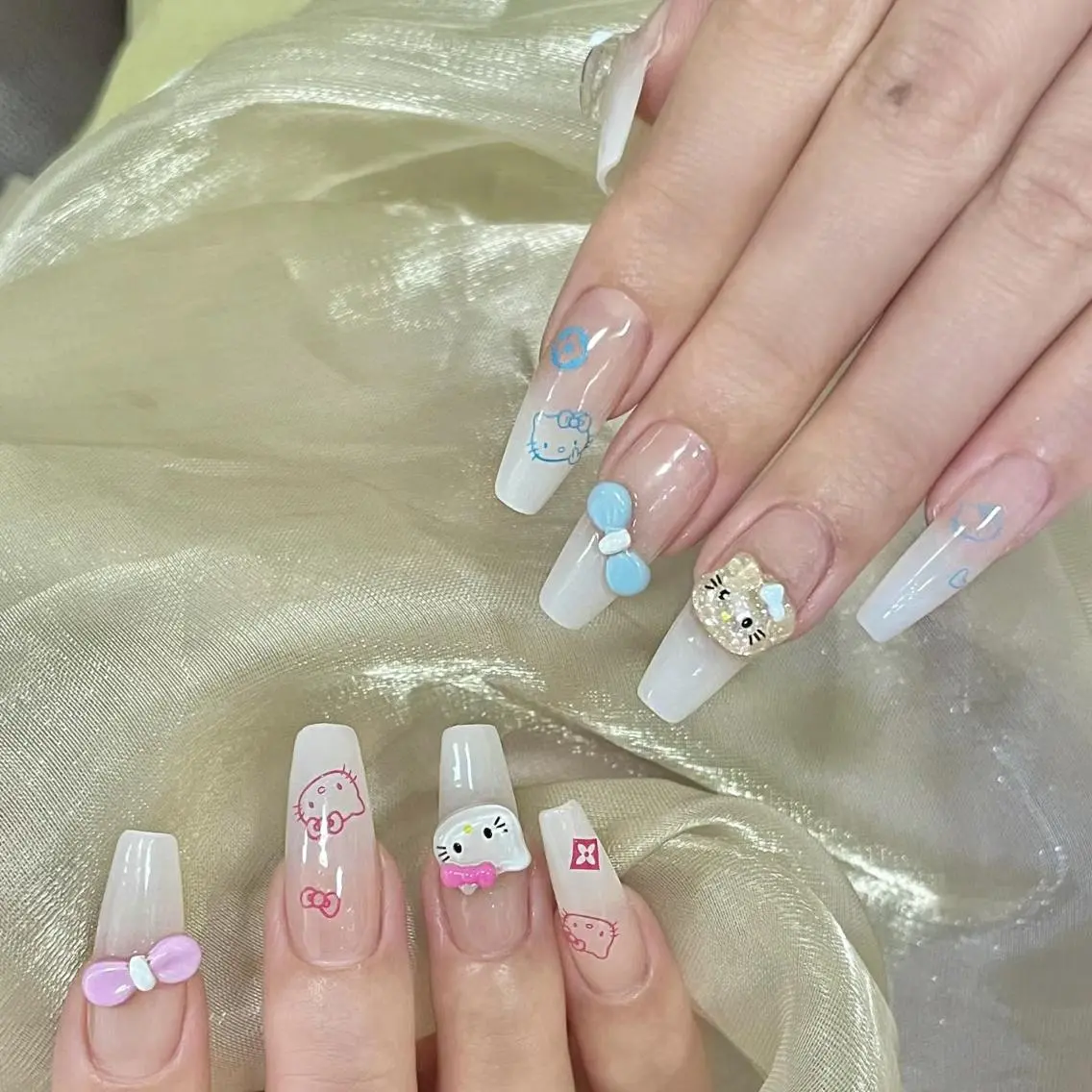 ネイル エリ🫧 nail池袋東口のネイルデザイン