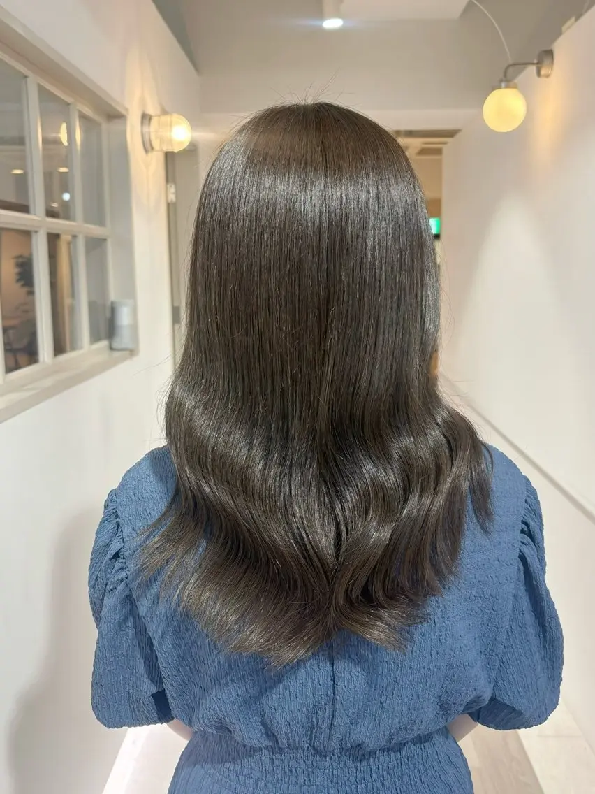 ミディアム ヘアカラー 大塚 美侑のヘアスタイル