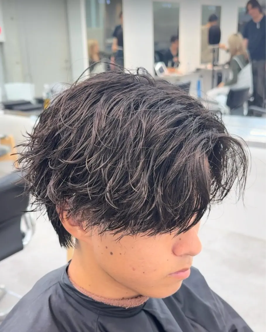 メンズ カット パーマ トリートメント マッシュパーマ fifth岡村優作のヘアスタイル