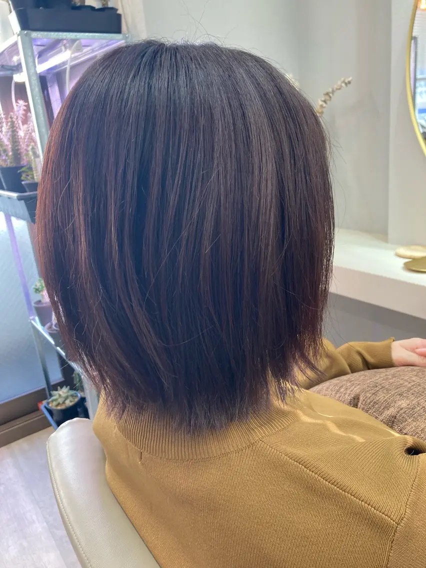 ミディアム ボブ 外ハネヘア カット ヘアカラー 池田 太一のヘアスタイル