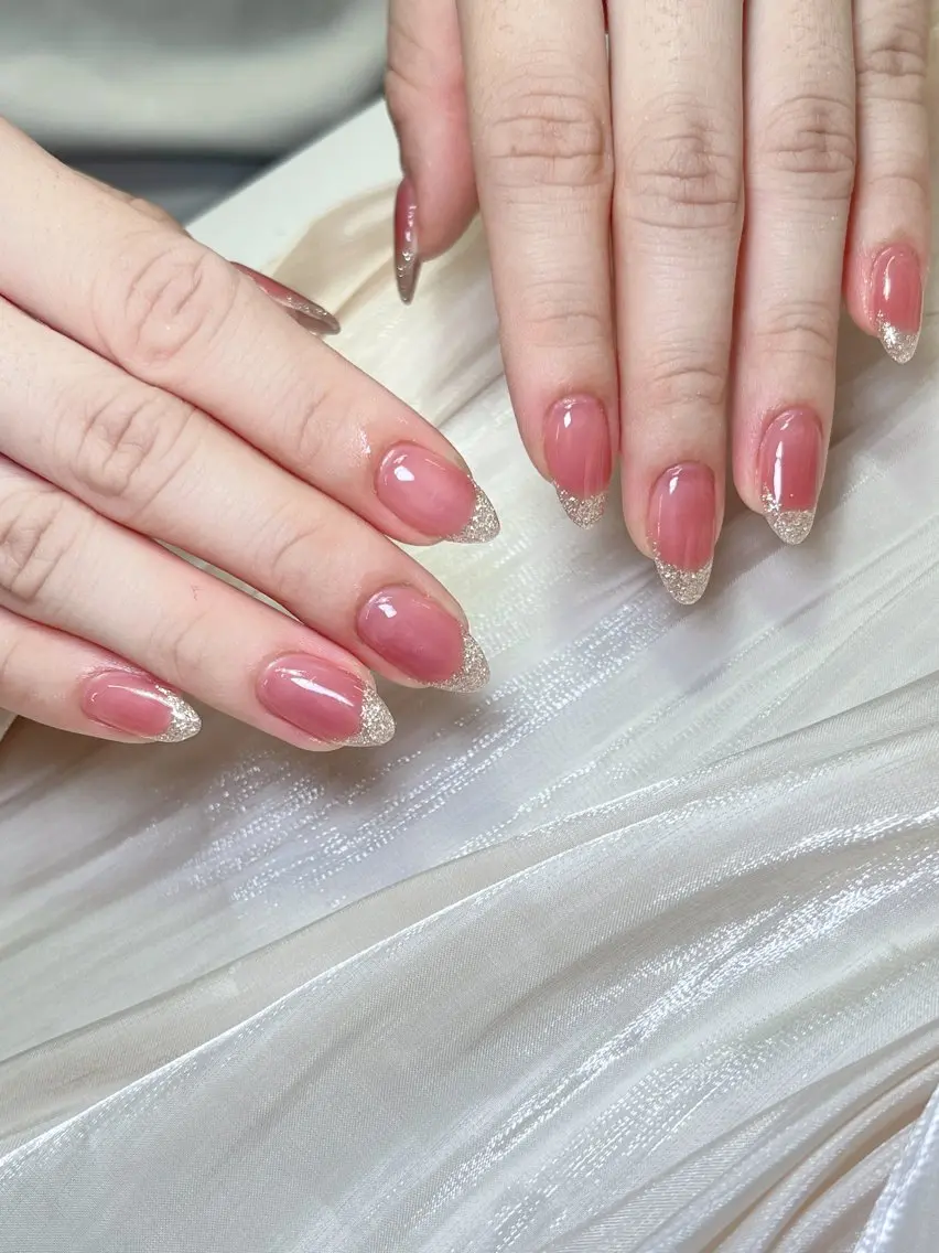 ネイル フレンチネイル ジェルネイル 氷ネイル・うるうるネイル 持ち込み オフィスネイル candy nail 韓国風ワンホンネイルのネイルデザイン