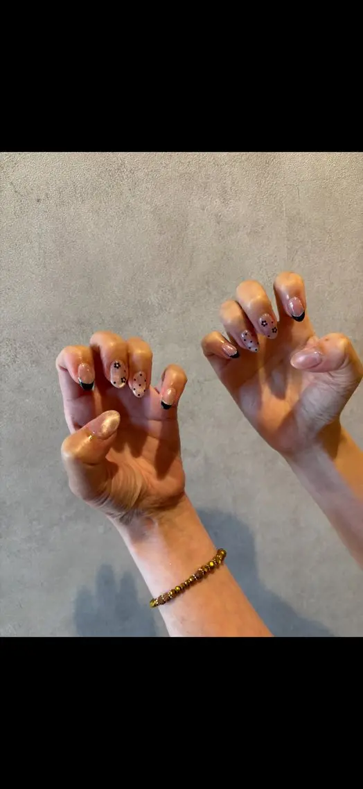 ネイル ドット マグネットネイル Kyoka セプトアカデミーのネイルデザイン