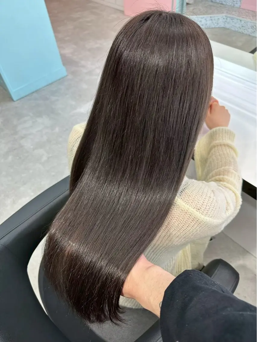 ロング ヘアカラー トリートメント 透明感カラー🤎 あすまのヘアスタイル