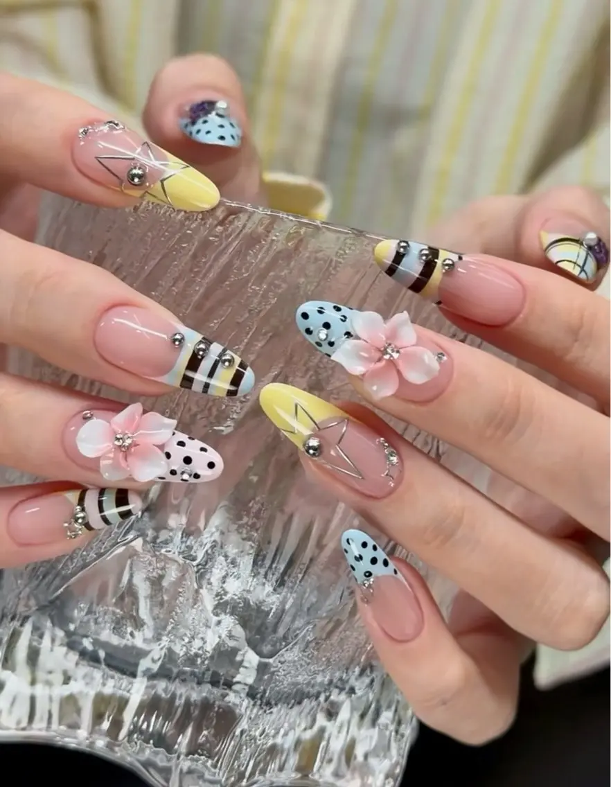 ネイル ハンドネイル Mika Nails 心斎橋のネイルデザイン
