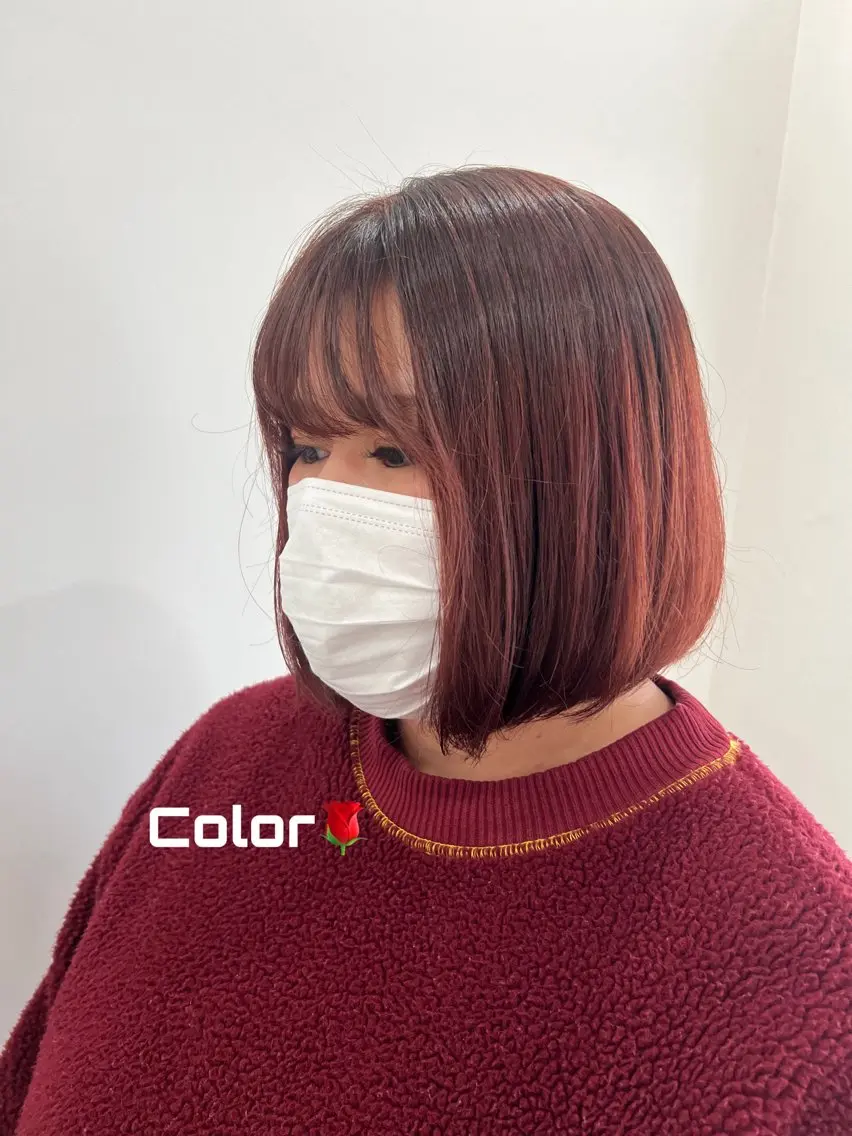 ミディアム オグニ ヒマリのヘアスタイル