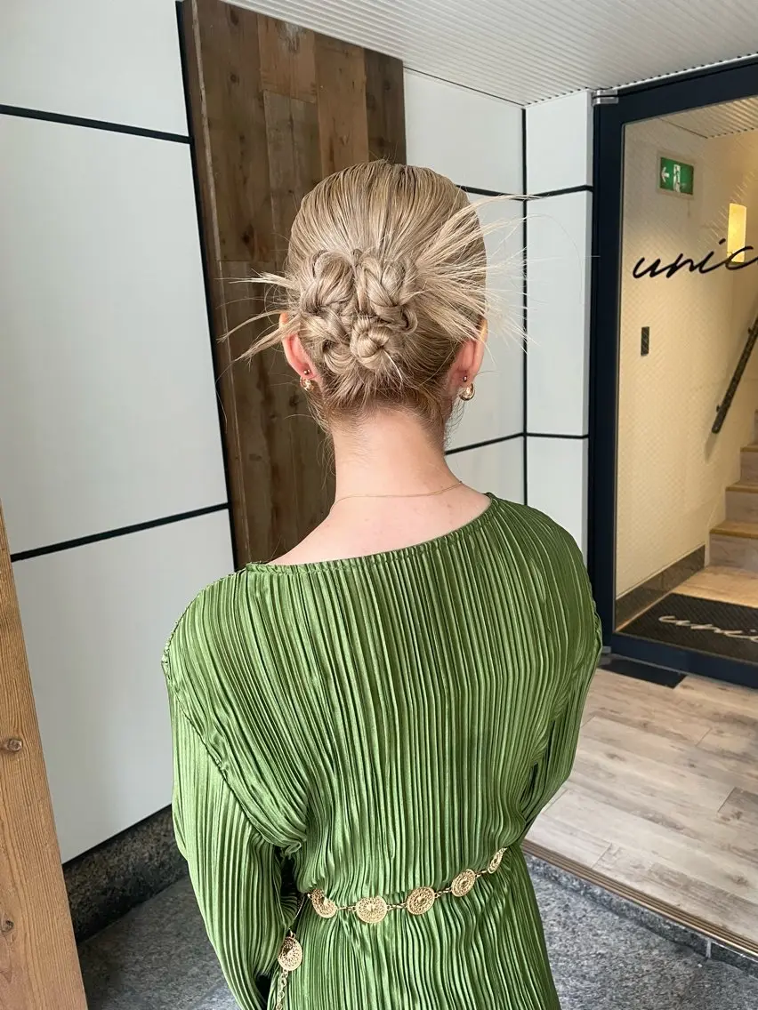ロング カラー ブロンド ダブルカラー ハイトーンカラー ヘアカラー 渋谷 留菜のヘアスタイル