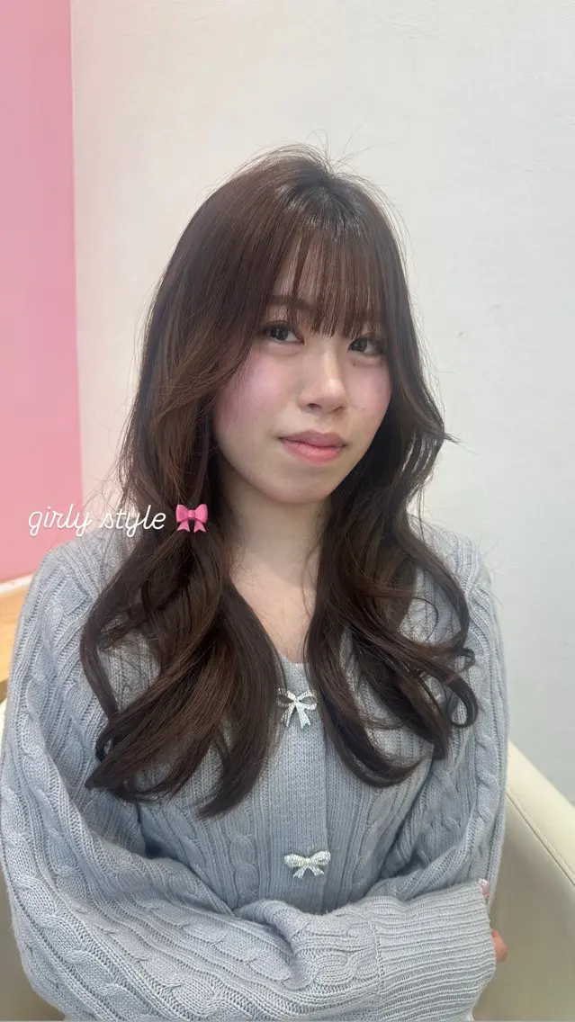 ロング カット ヘアカラー 淡い暖色カラー🩰 girly ♡ ノアのヘアスタイル