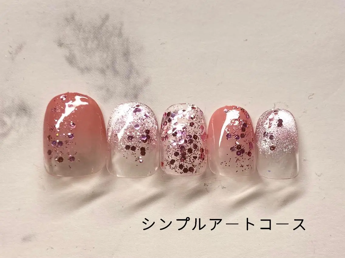 ミディアム ハンドネイル ネイルサロン Bliss（ブリス）のネイルデザイン