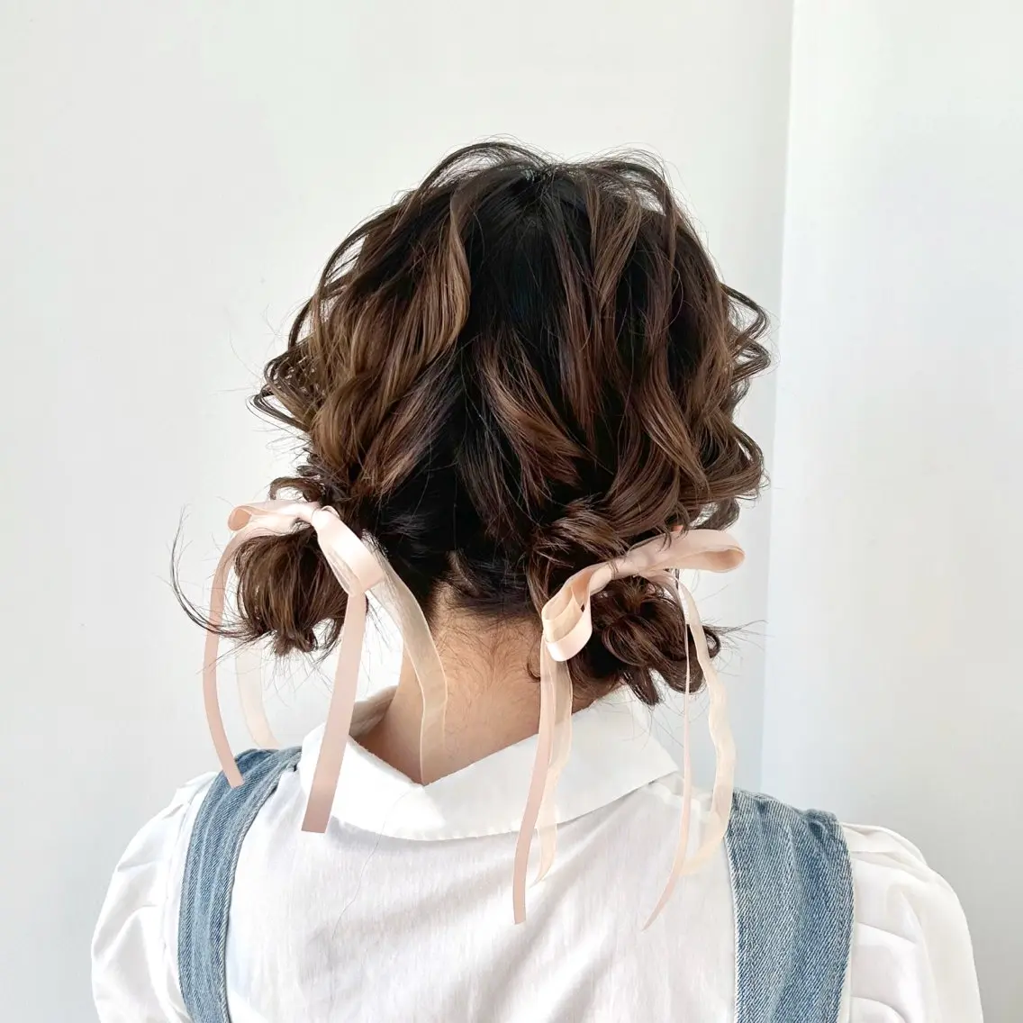 ミディアム ヘアアレンジ お団子ヘア ヘアセット レイヤー/ネイル COCOROのヘアスタイル
