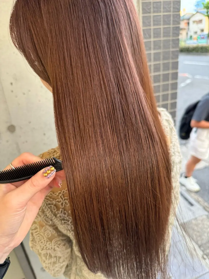 ロング カラー カット ヘアカラー トリートメント 会田有紀 /切りっぱなしボブのヘアスタイル