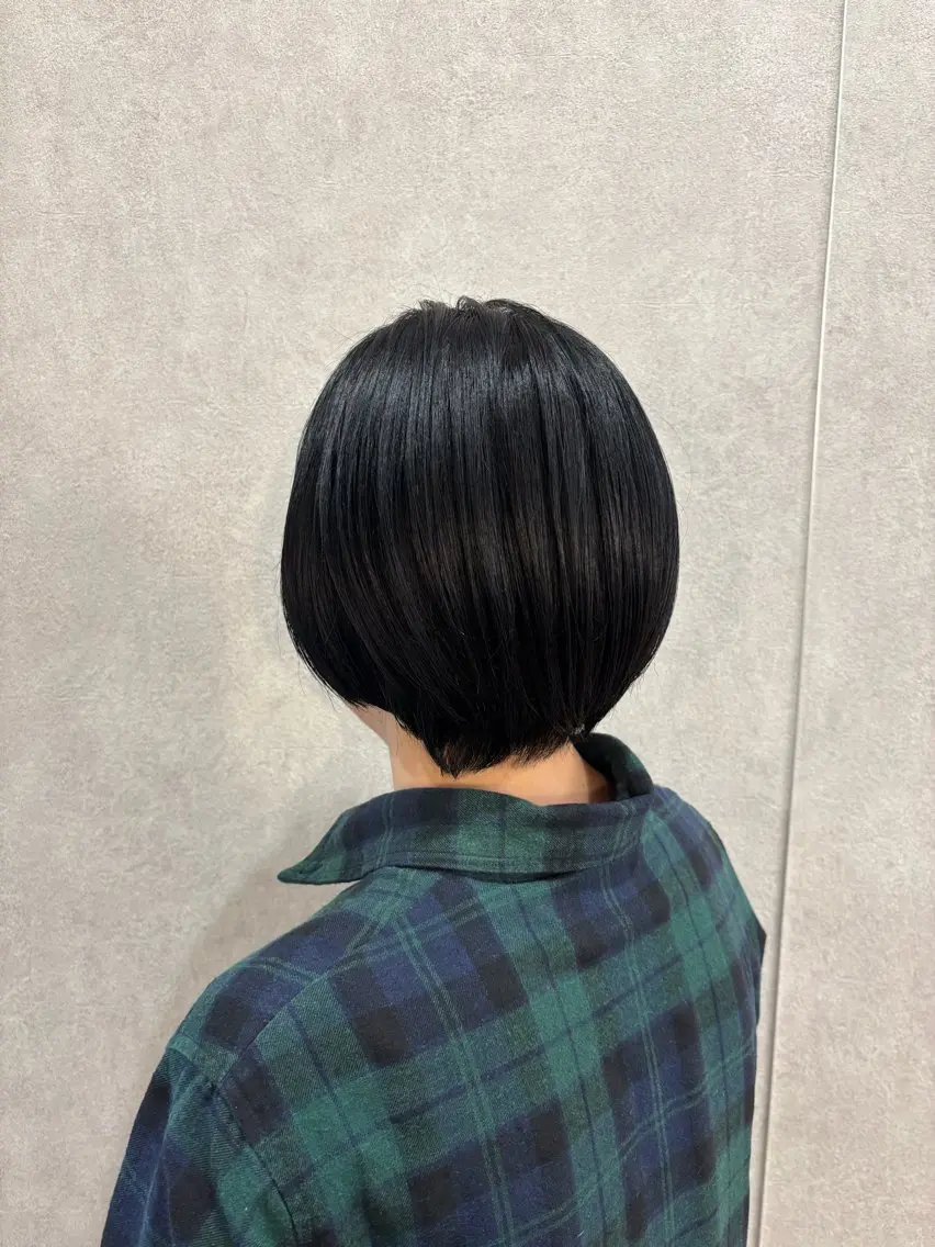 ショート Yunoka/切りっ ぱなし/顔まわりのヘアスタイル