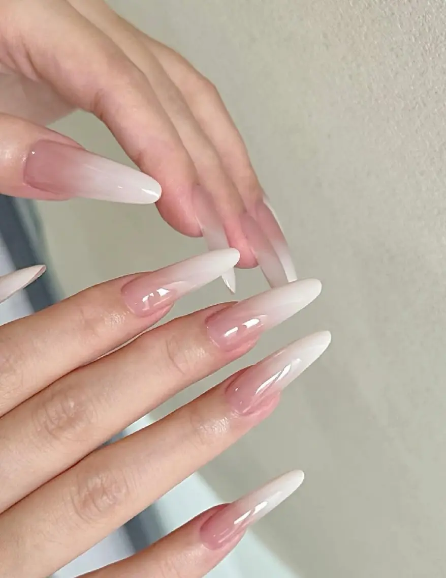 ネイル Lumen Nailのネイルデザイン