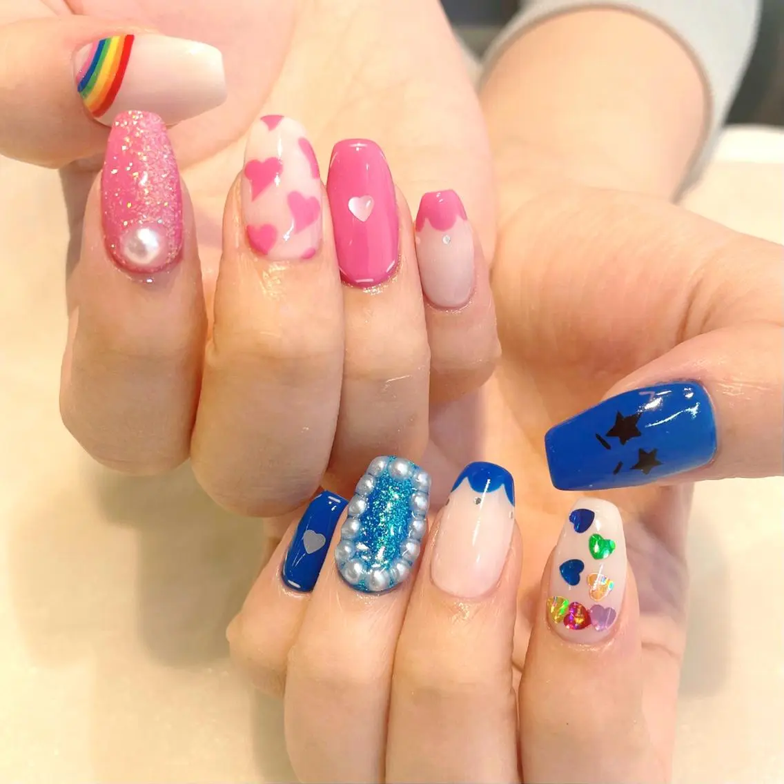 ネイル ハンドネイル 新井 ひなののネイルデザイン