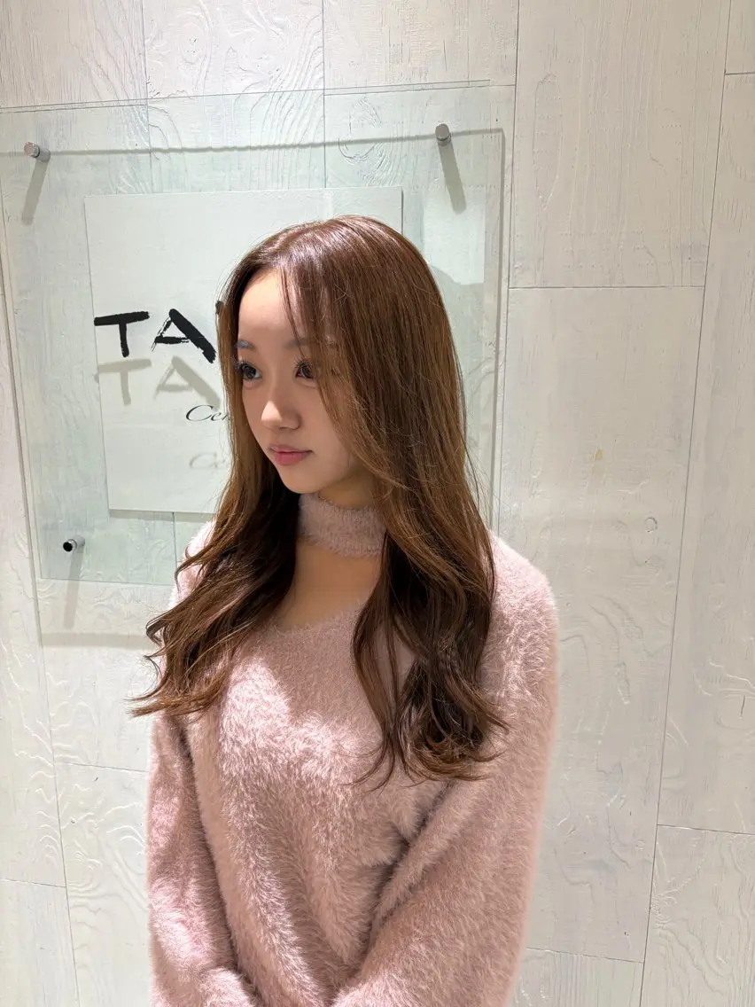 ロング カラー ベージュカラー ブリーチ 透明感カラー ミルクティーベージュ カット ヘアカラー ブリーチなしWカラー レイヤー/Rickyのヘアスタイル