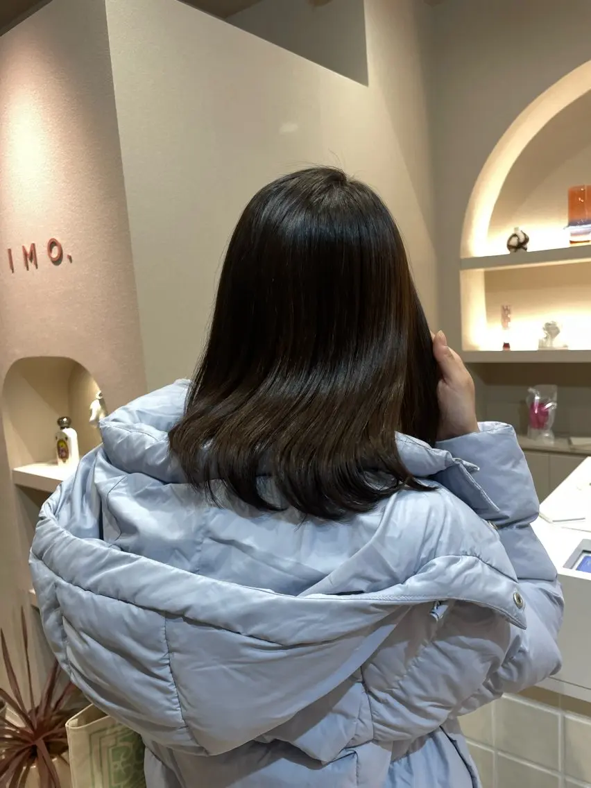 ミディアム カラー アッシュ アッシュブラウン ブラウンカラー 透明感カラー ヘアカラー yamanaka honamiのヘアスタイル