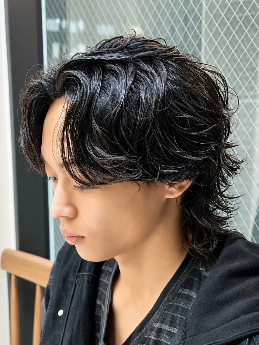 ミディアム パーマ メンズ カット パーマ トリートメント 🇺🇸サーフカール 🇺🇸ケンシロウのヘアスタイル