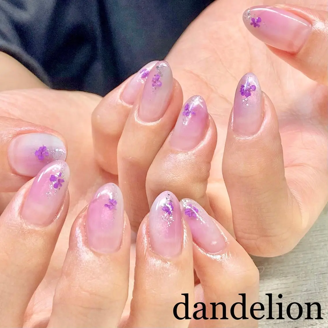 ネイル ハンドネイル ハンドケア dandelion ダンデライオンのネイルデザイン