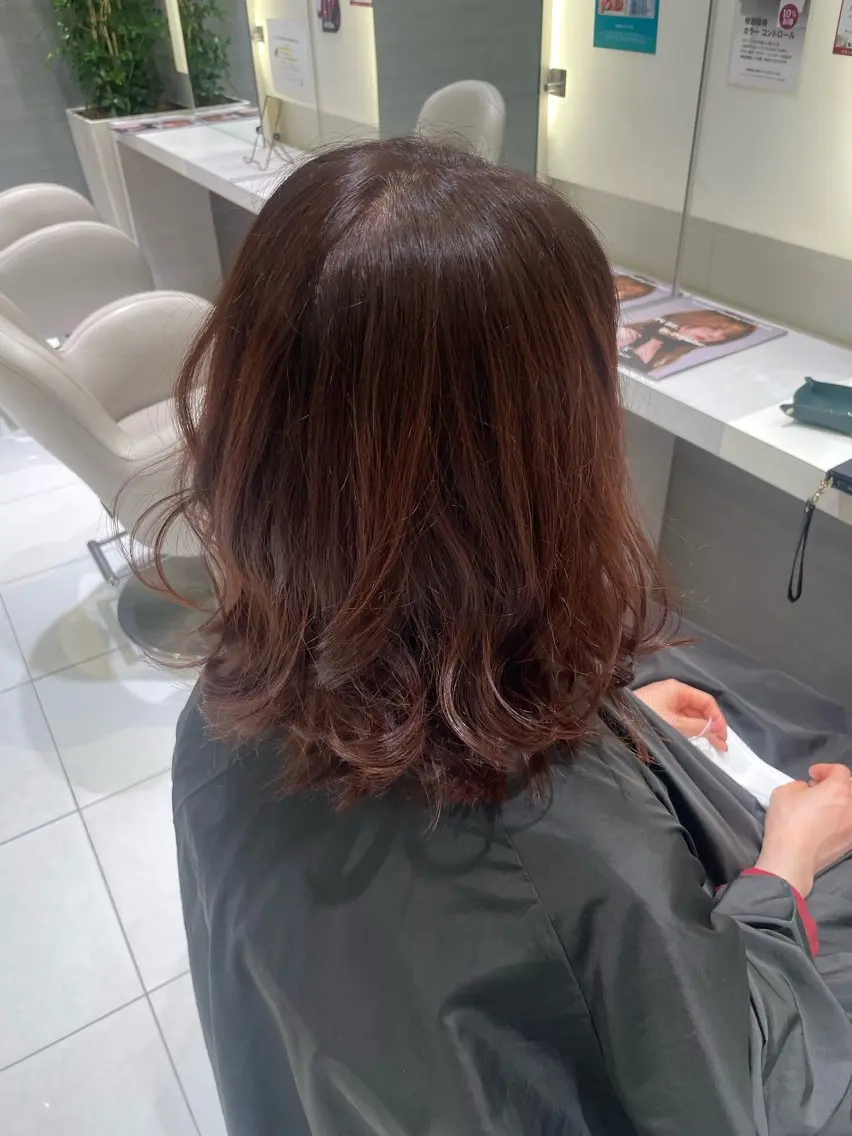 ミディアム カット ⭐️ダブルカラー推し lisaaaa⭐️のヘアスタイル