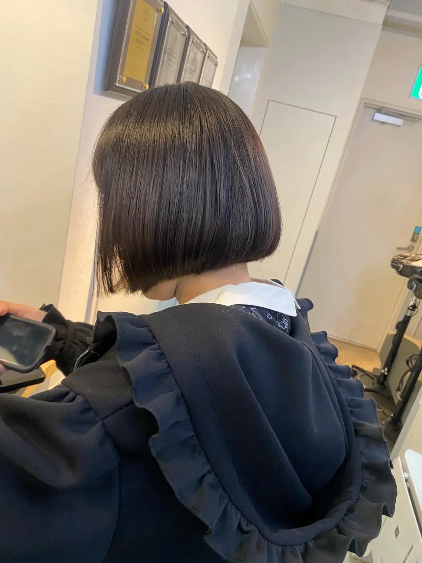 ショート ボブ 外ハネヘア 縮毛矯正 カット 縮毛矯正 トリートメント GINZARay2 風本朱里🐥のヘアスタイル