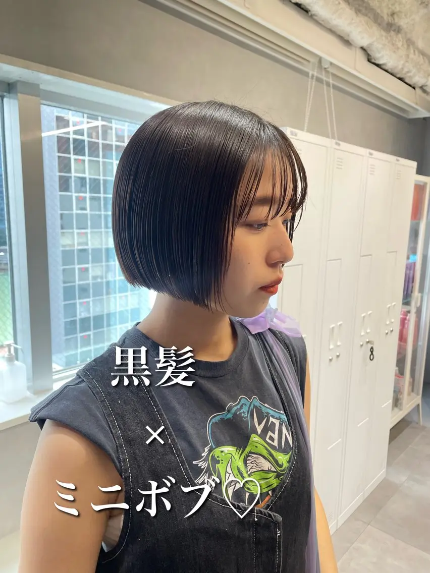ミディアム カラー 黒髪 ボブ yui/ layer cutのヘアスタイル
