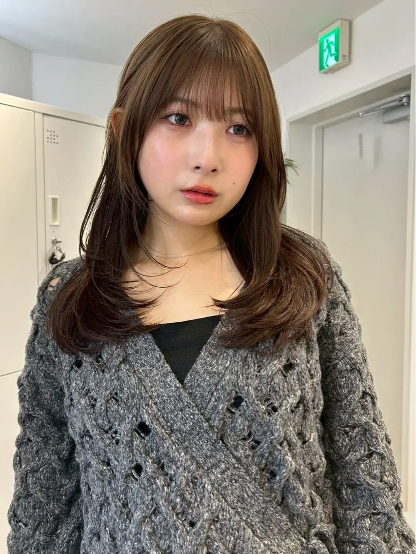 ミディアム カラー ミディアムレイヤー レイヤーカット カット ヘアカラー 池袋/小顔レイヤー/ 顔まわり/taigaのヘアスタイル