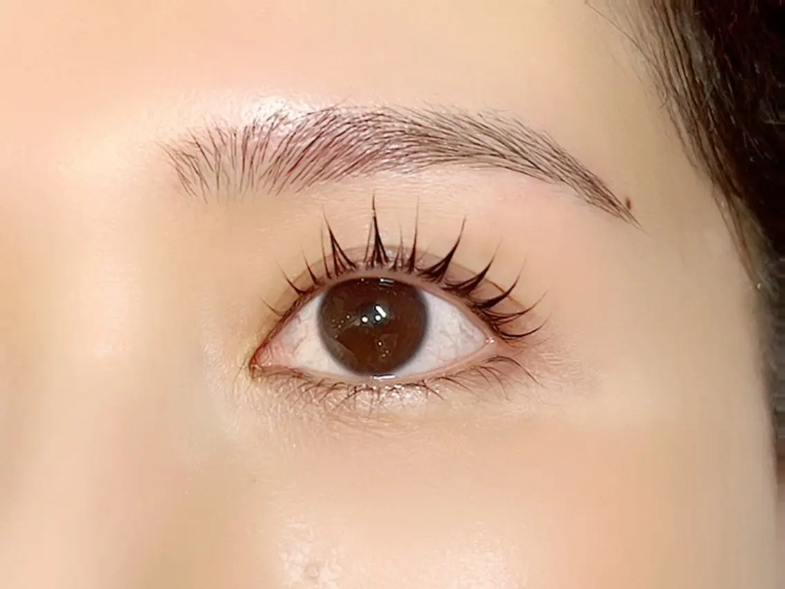 マツパ×美眉Wax ¥8,000の写真