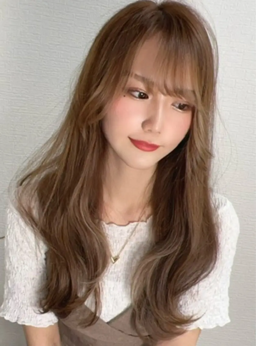ロング カラー 谷田 康嘉のヘアスタイル
