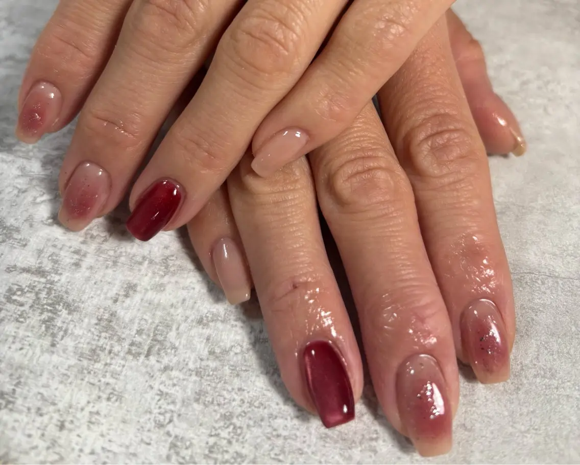 ネイル オーロラネイル ブルー チークネイル フットネイル フレンチネイル ハンドネイル kiki nail たまプラーザのネイルデザイン