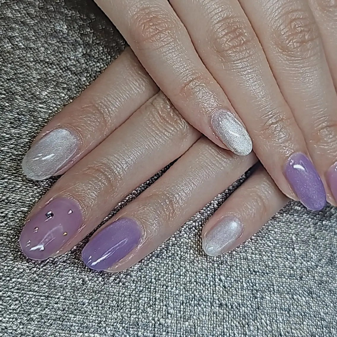 ネイル マグネットネイル パープル salon de  Princessのネイルデザイン