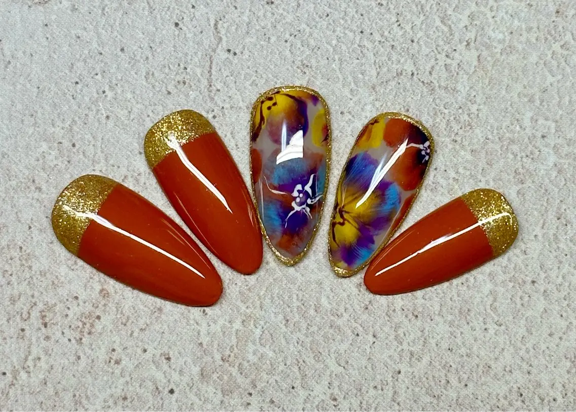 ネイル アートネイル フレンチネイル ニュアンスネイル 冬ネイル クリスマス Mai’s nailのネイルデザイン